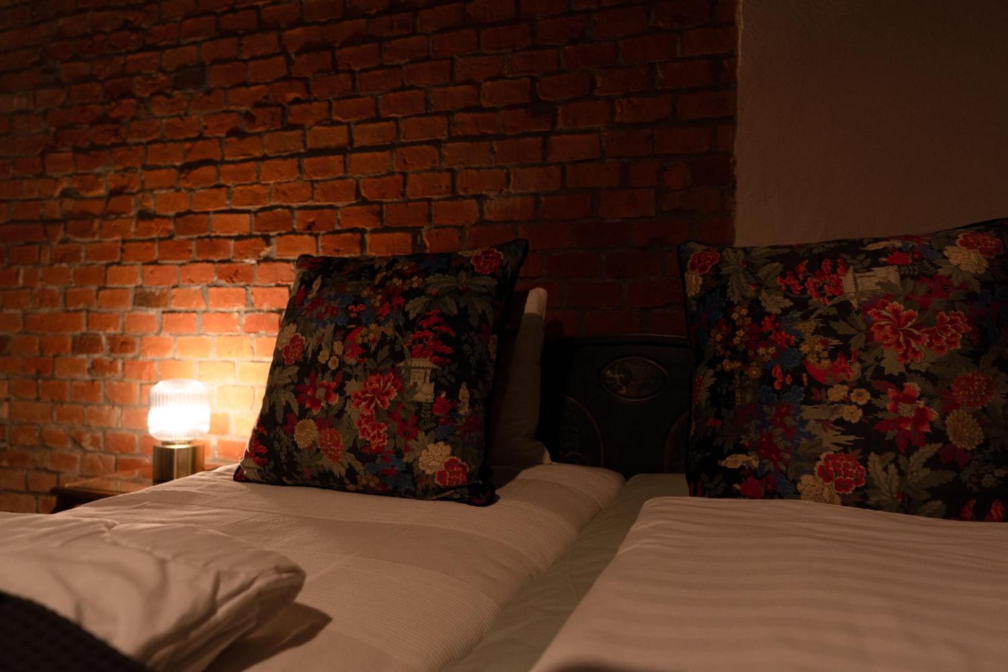 Bed and Breakfast Uroczysko Olesnica à Chodzież Extérieur photo